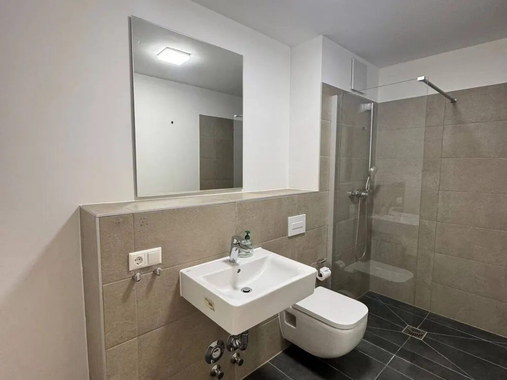 Modern 1-Room Studio Apartment with Terrace | Nürnberg-Glockenhof | Available from 01.11.