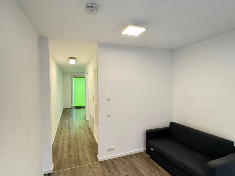 Modern 1-Room Studio Apartment with Terrace | Nürnberg-Glockenhof | Available from 01.11.
