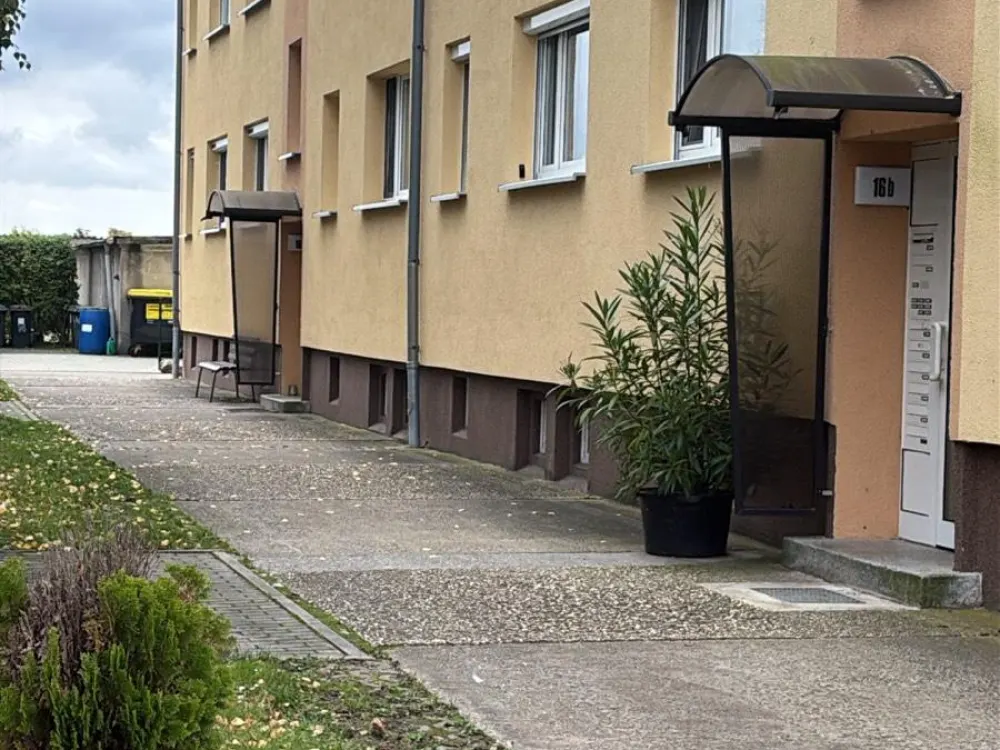 3-Zimmer-Wohnung Dachgeschoss mit Stellplatz in Zwochau