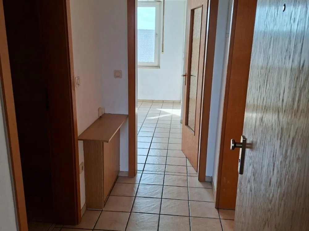 Single-Wohnung mit Balkon