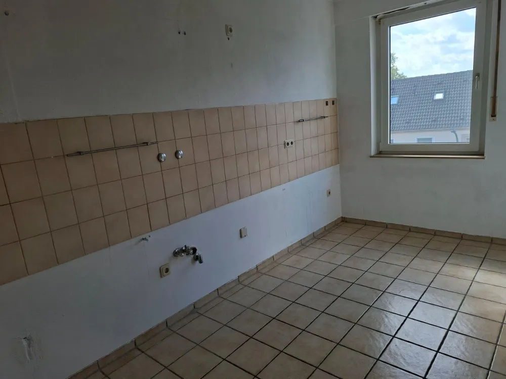 Single-Wohnung mit Balkon
