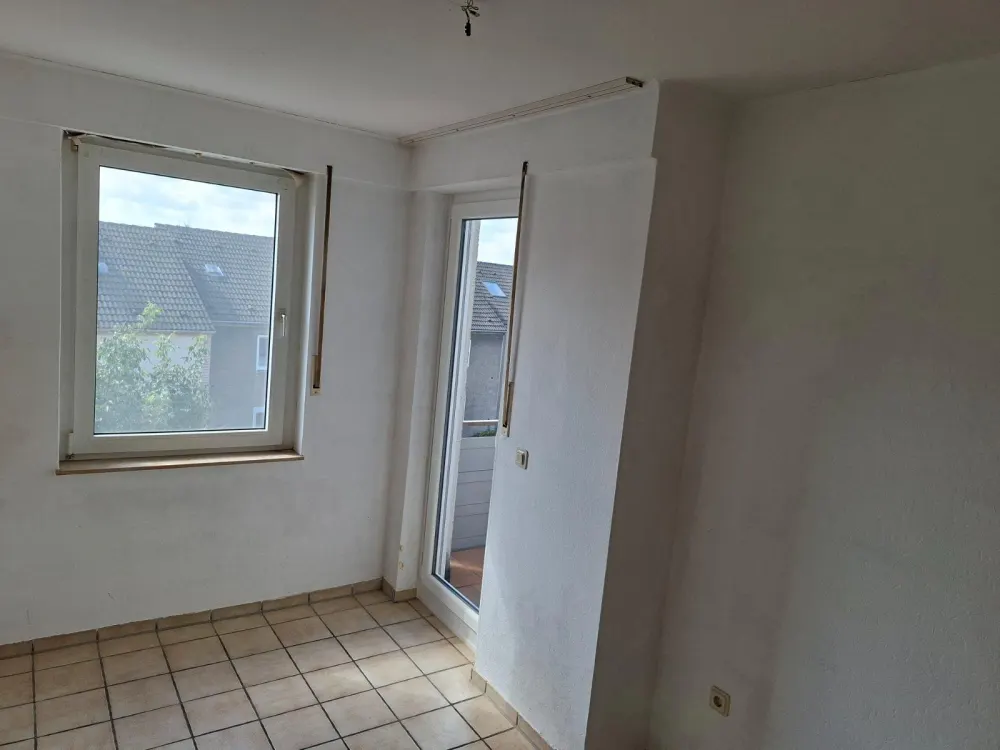 Single-Wohnung mit Balkon