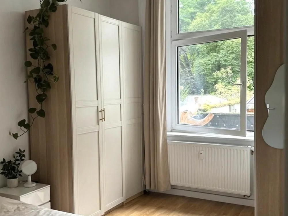 Komplett möblierte 3-Zi-Whg mit großer Terrasse - ZWISCHENMIETE