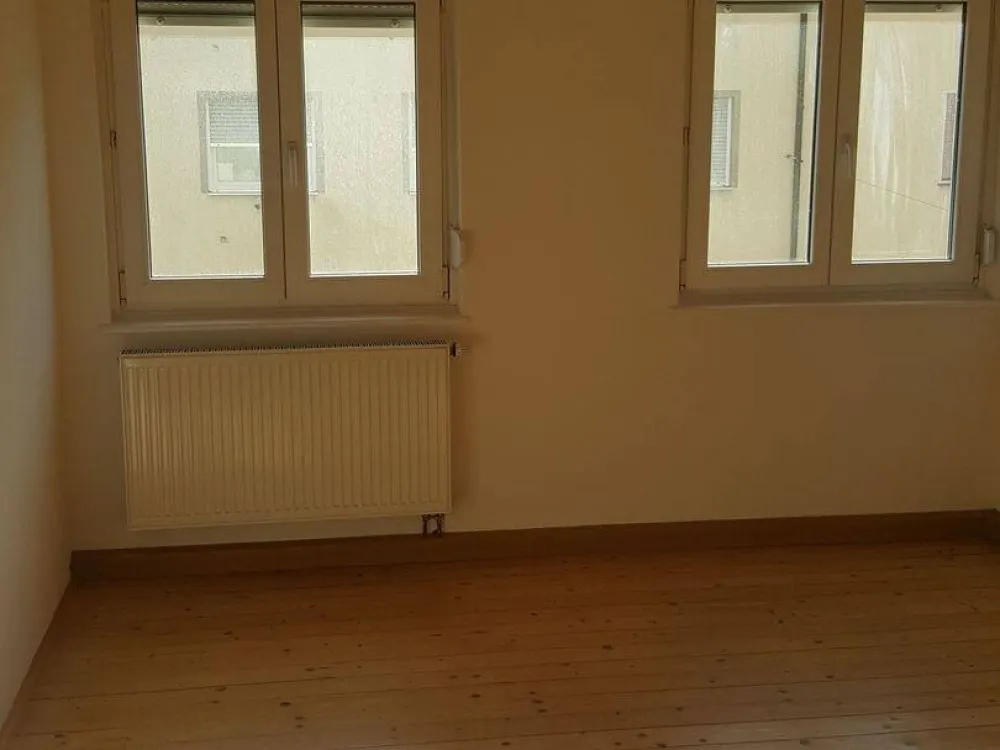 schöne helle 2-Zimmer-Wohnung