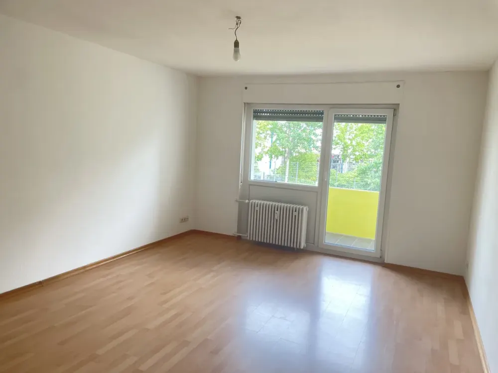 **Schöne 2-Zimmer-Wohnung mit Balkon in Obertshausen**