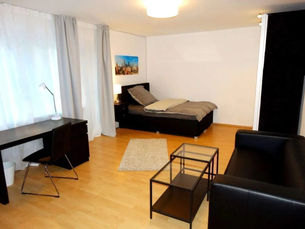 Ab 01.11.2026 - Großzügiges 1 Zimmer Apartment mit Balkon - Top Lage in Bornheim