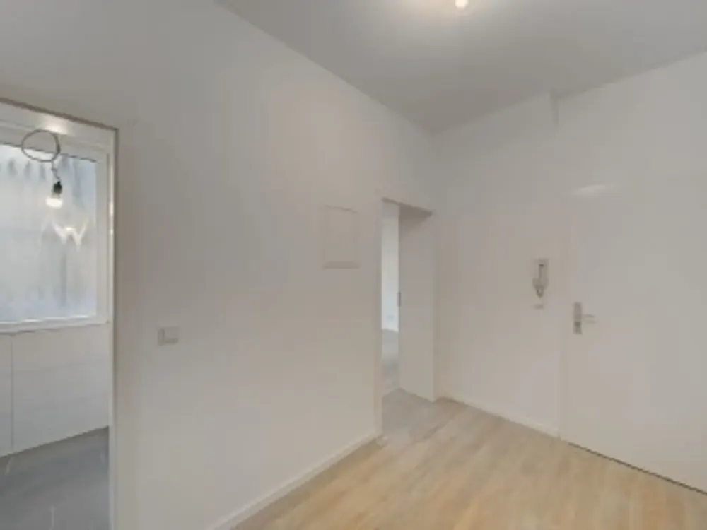 Elegant Apartment with Terrace in Düsseldorf-Friedrichstadt