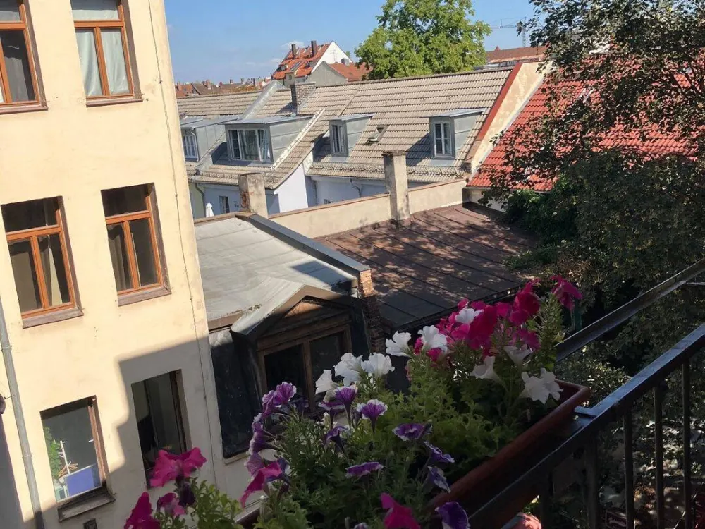 Balkonwohnung mit 70 m² Wohnfläche in Nürnberg, Fürther Straße
