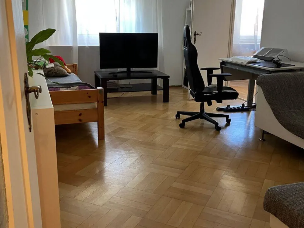 Balkonwohnung mit 70 m² Wohnfläche in Nürnberg, Fürther Straße
