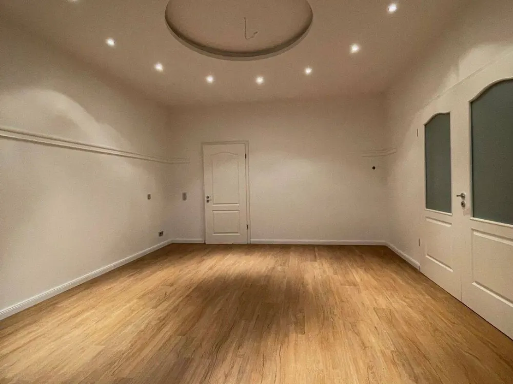 Lebendig wohnen in der List: 3-Zimmer-Wohnung nach Sanierung