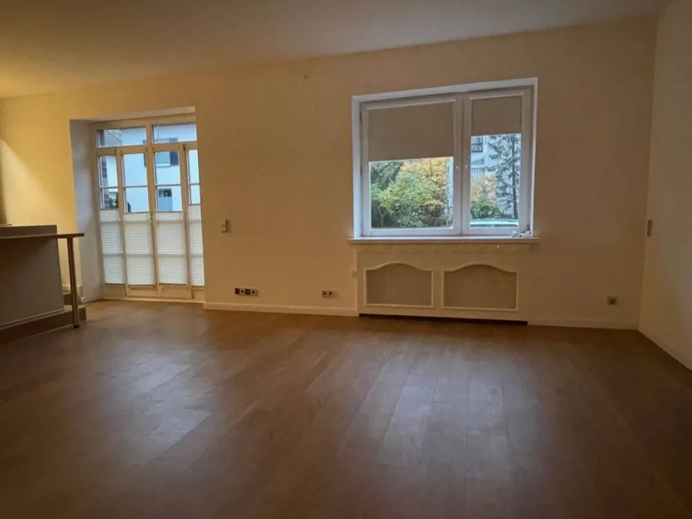 Lebendig wohnen in der List: 3-Zimmer-Wohnung nach Sanierung