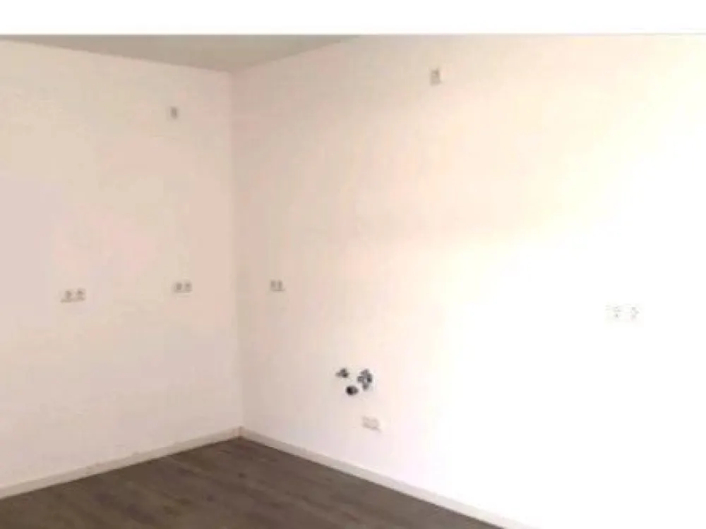 *Barrierefreie Wohnung mit Aufzug zu vermieten *