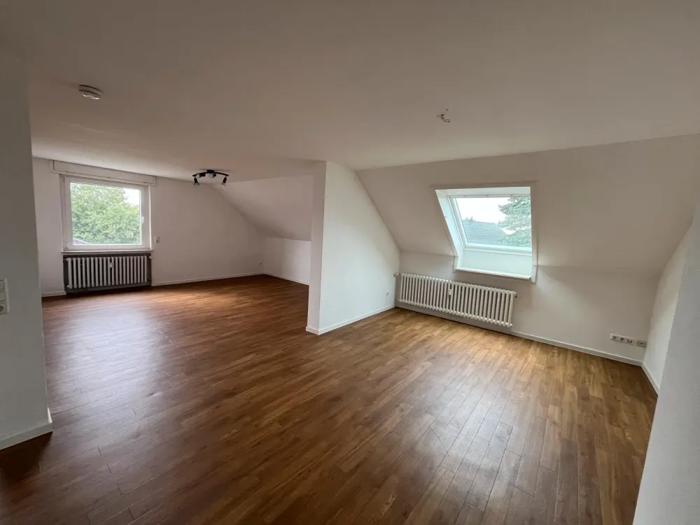 Bright 3-Room Apartment Südstadt