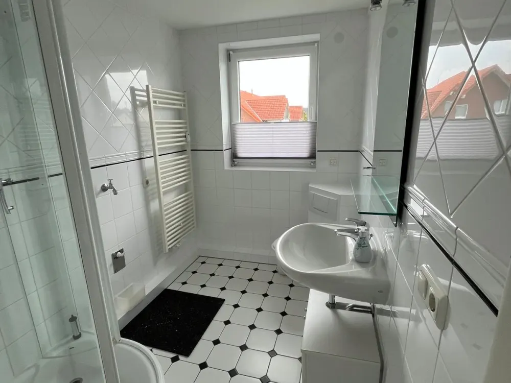 Bright 3-Room Apartment Südstadt
