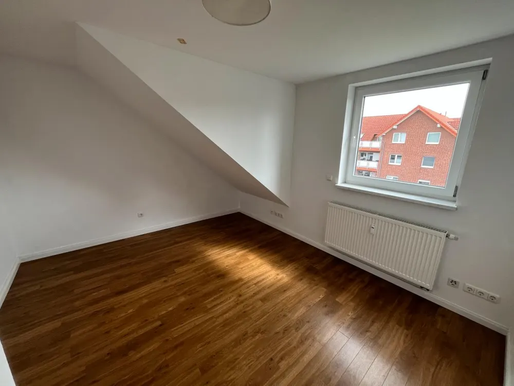 Bright 3-Room Apartment Südstadt