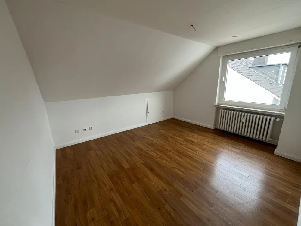 Bright 3-Room Apartment Südstadt