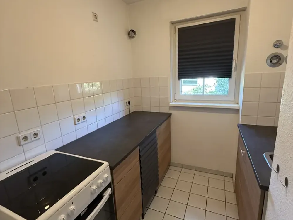 1-room apartment with balcony and separate kitchen in Kabelsketal