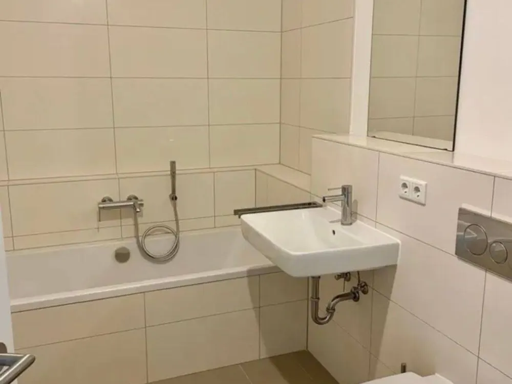 2-Zimmer Wohnung mit 2 Balkonen sucht Nachmieter