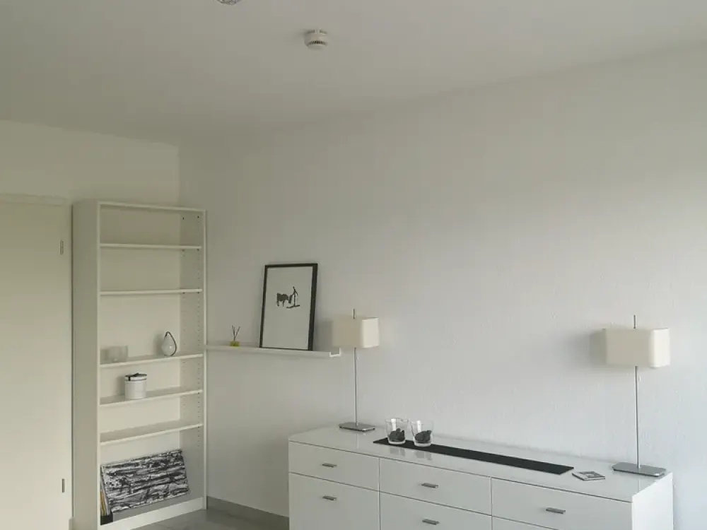 Traumblick aus möbliertem Apartment am Rhein: Wohnen in Köln Zündorf