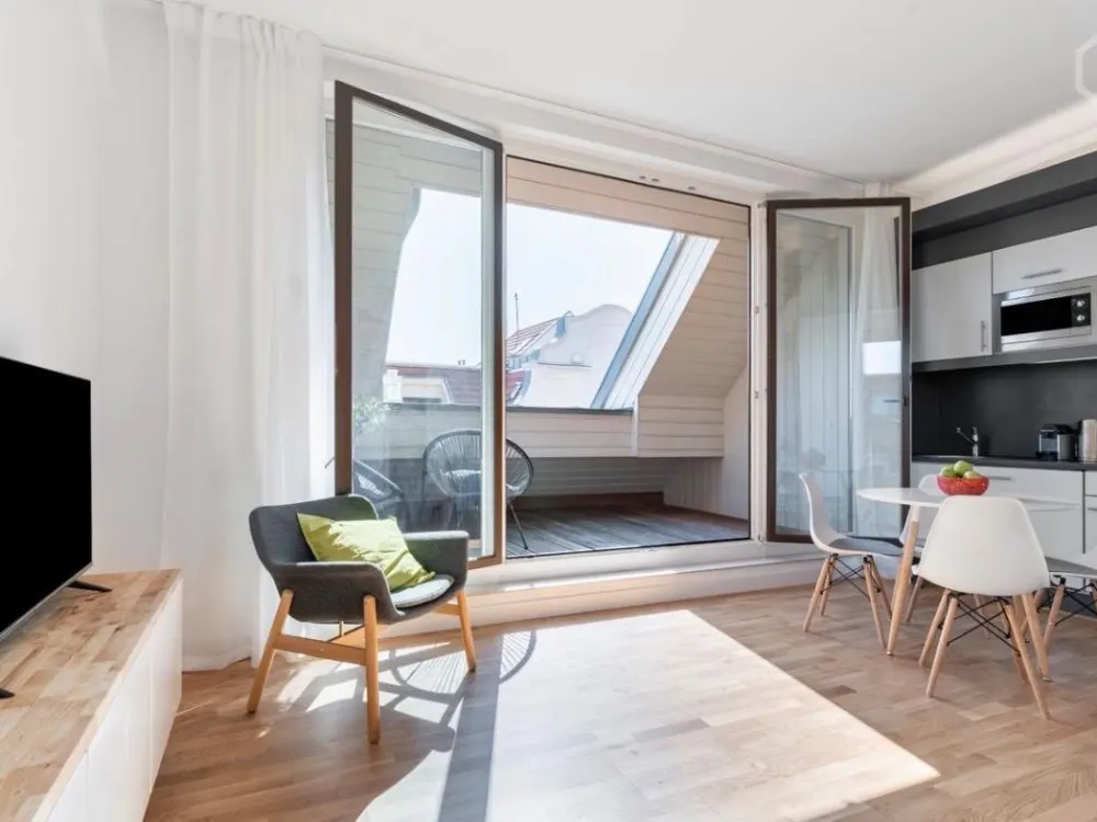 Möblierte 2-Zimmer Wohnung mit Fitnessraum im Keller