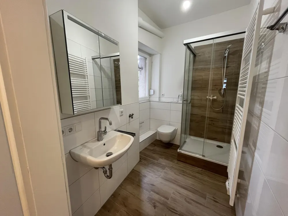 Your new home in Oststadt, renovated 3-room old building apartment with loggia