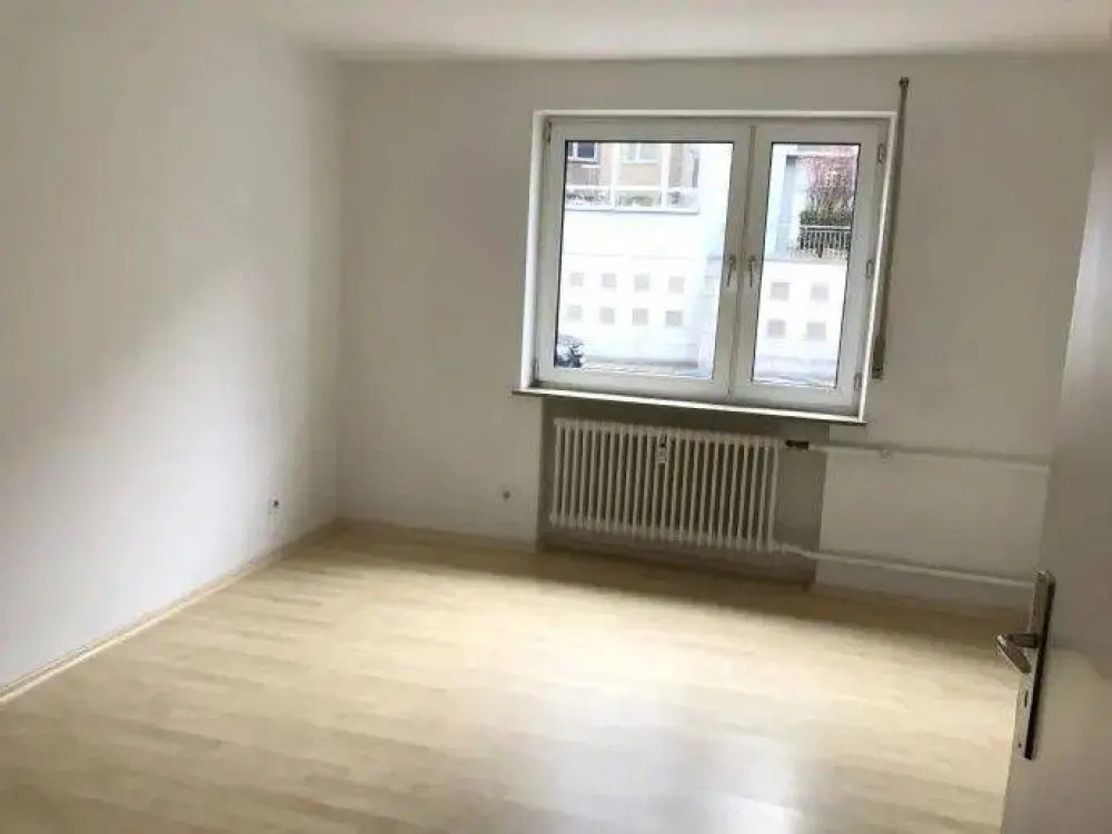 Sehr gepflegte 3-Zimmer-Wohnung im Erdgeschoss in bester Lage von Nürnberg Maxtorgraben