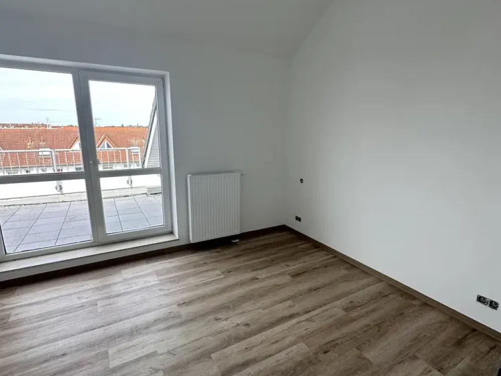 Lichtdurchflutete 2-Raum-DG-Wohnung mit modernem Loft-Feeling und großer Dachterrasse in Lindenthal