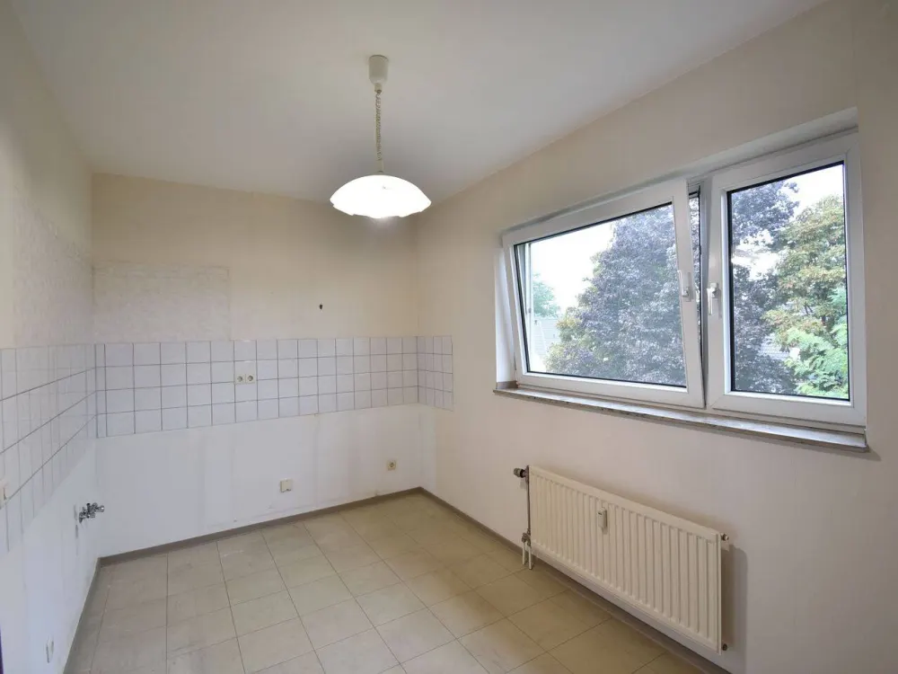 Ab sofort verfügbar! Gepflegte 2-Zi-Whg mit Balkon