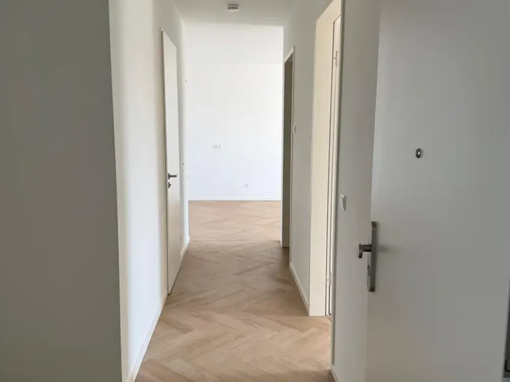 68 m² Penthouse with Terrace and Two Rooms.
