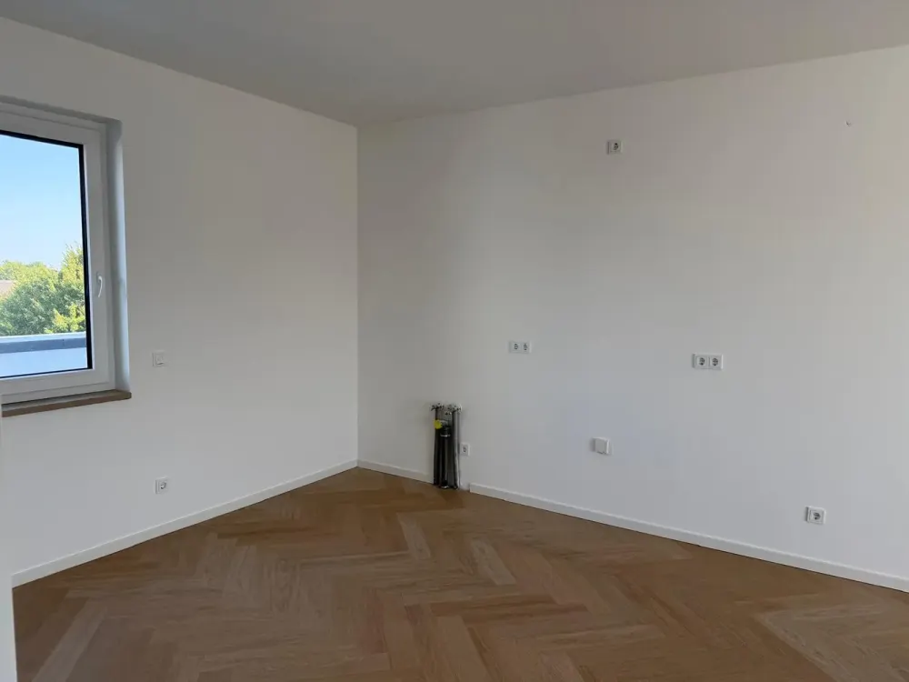 68 m² Penthouse with Terrace and Two Rooms.