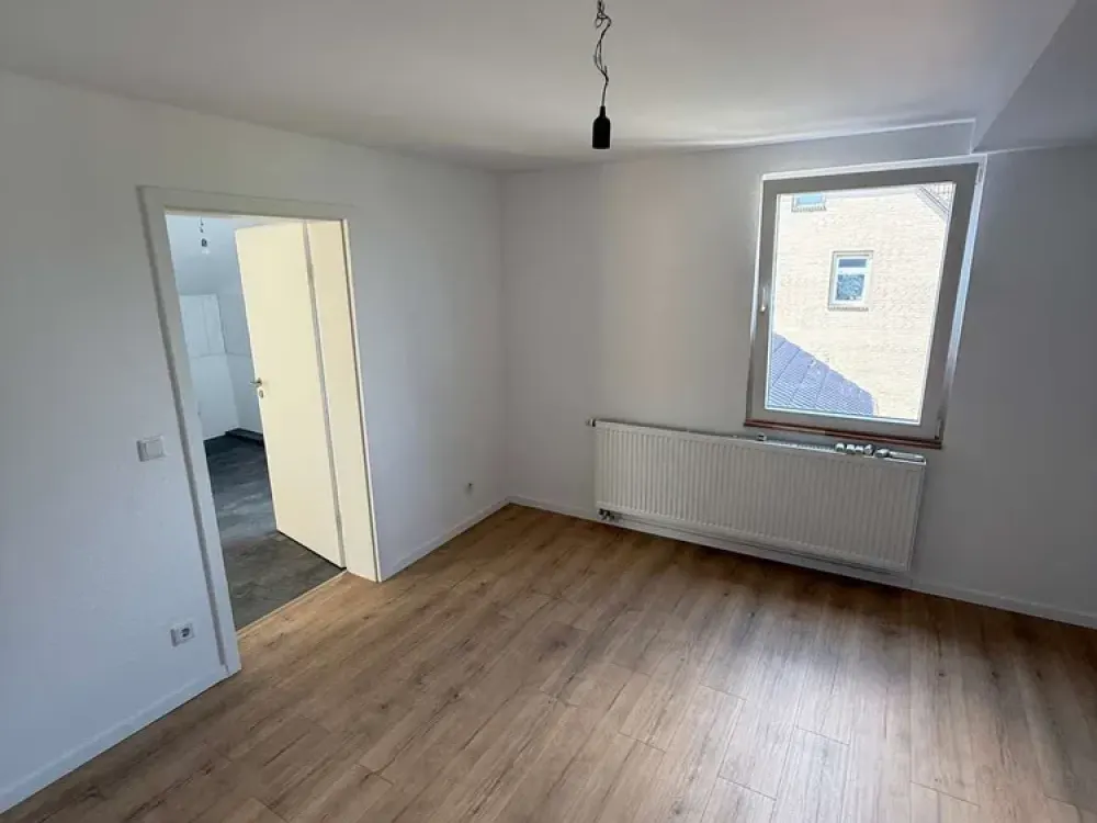 Modern sanierte DG-Wohnung mit hochwertiger Ausstattung in Uninähe