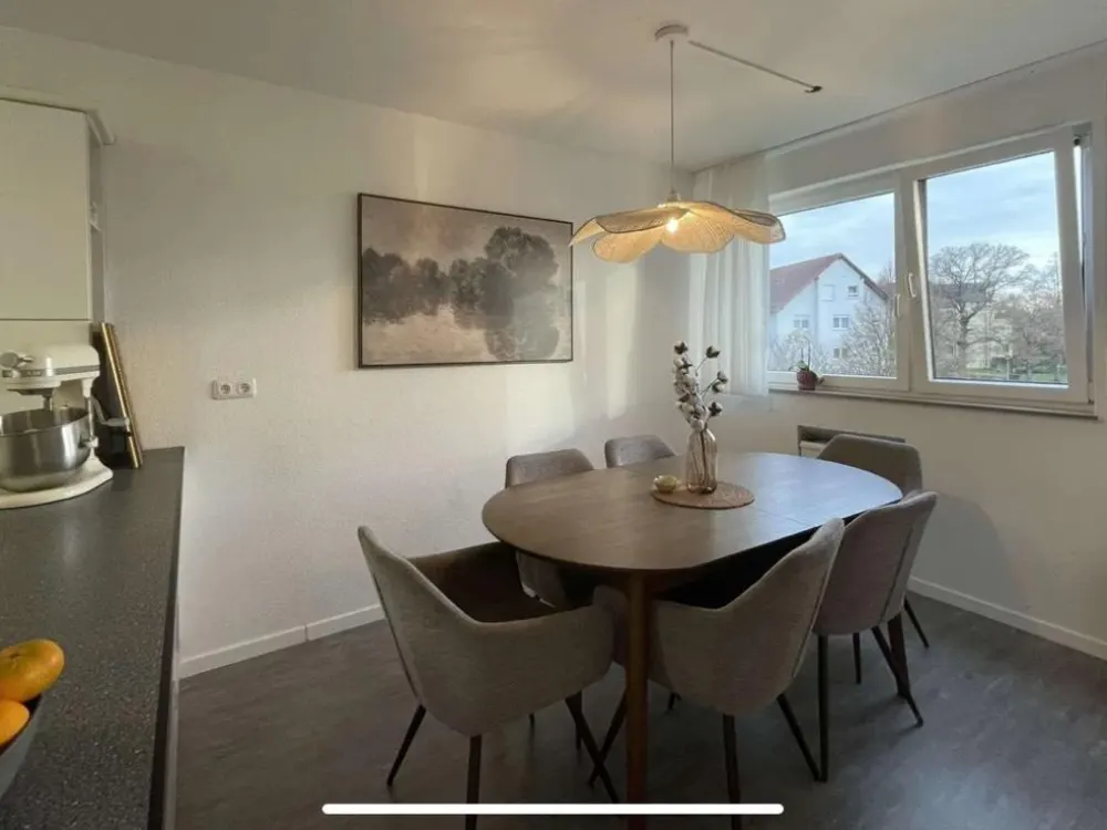 2,5 Zimmer Whg EBK BK Stpl