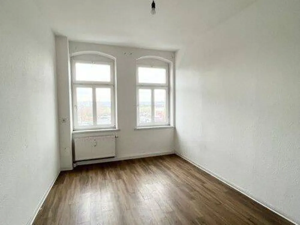 Aktuelle Renovierung einer 2-Raum-Wohnung in Dresden-Briesnitz!