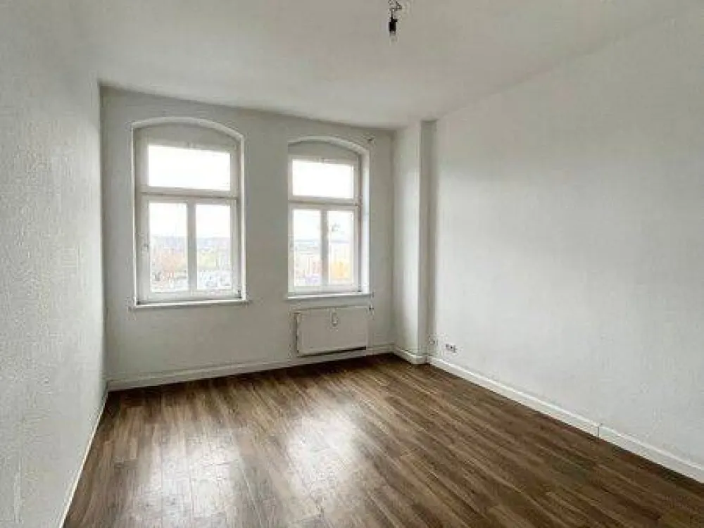 Aktuelle Renovierung einer 2-Raum-Wohnung in Dresden-Briesnitz!