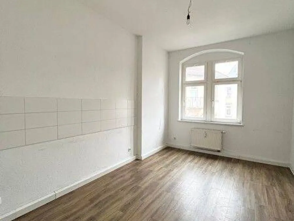 Aktuelle Renovierung einer 2-Raum-Wohnung in Dresden-Briesnitz!