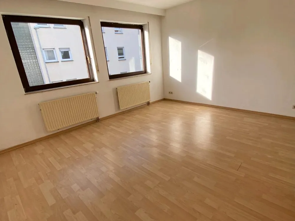 80 qm Maisonette im Zweifamilienhaus I 2 Zimmer I 1000 Euro kalt