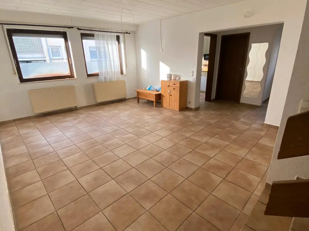 80 qm Maisonette im Zweifamilienhaus I 2 Zimmer I 1000 Euro kalt