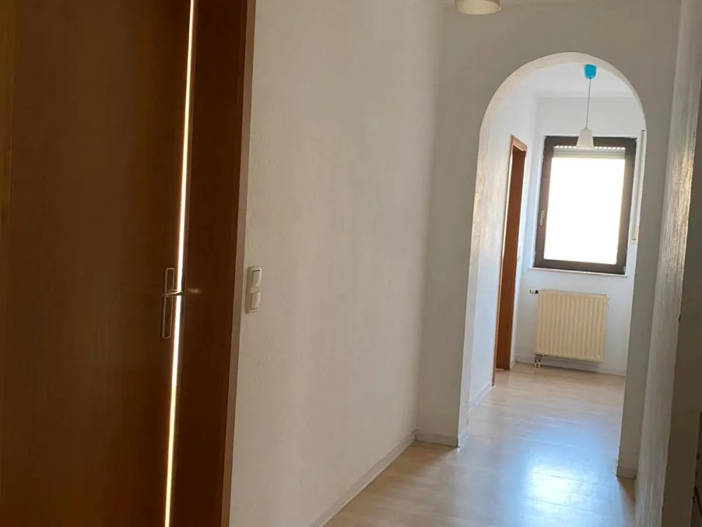 80 qm Maisonette im Zweifamilienhaus I 2 Zimmer I 1000 Euro kalt