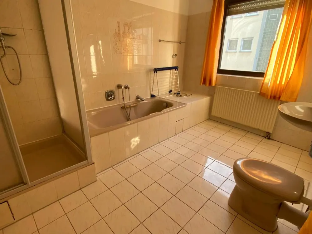 80 qm Maisonette im Zweifamilienhaus I 2 Zimmer I 1000 Euro kalt