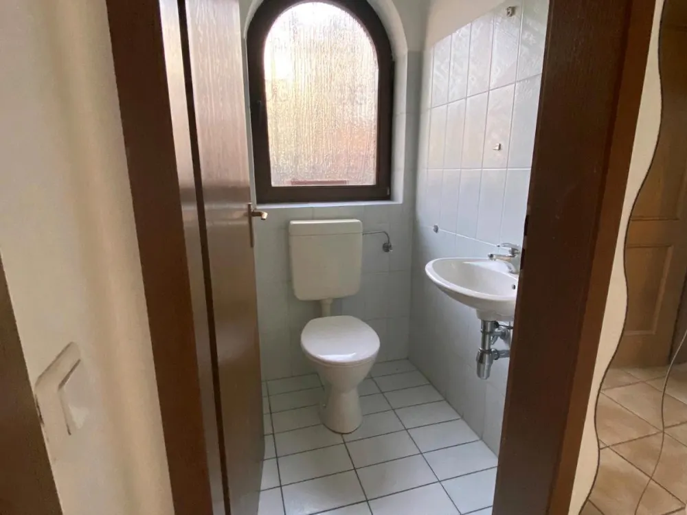 80 qm Maisonette im Zweifamilienhaus I 2 Zimmer I 1000 Euro kalt