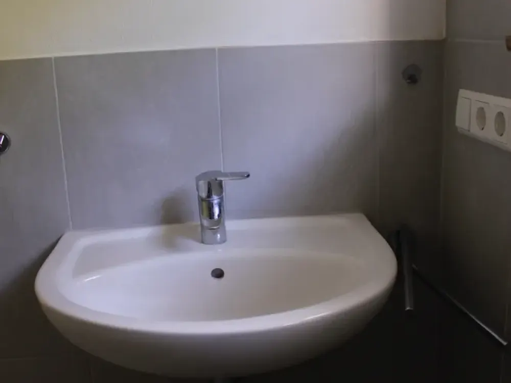 Killesberg_helle 2-Zimmer-Wohnung mit Balkon und Einbauküche