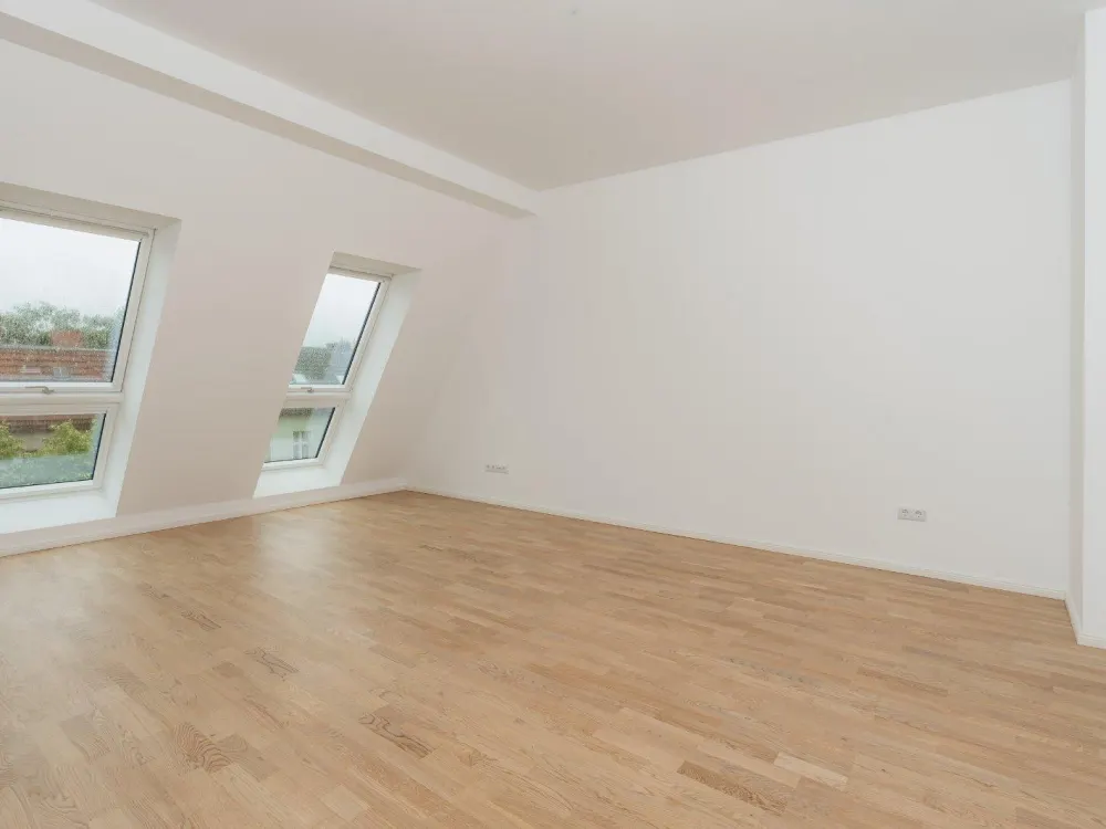 Exklusiver 3,5-Zimmer-Erstbezug im Dachgeschoss mit Terrasse & Klimaanlage am Herrfurthplatz