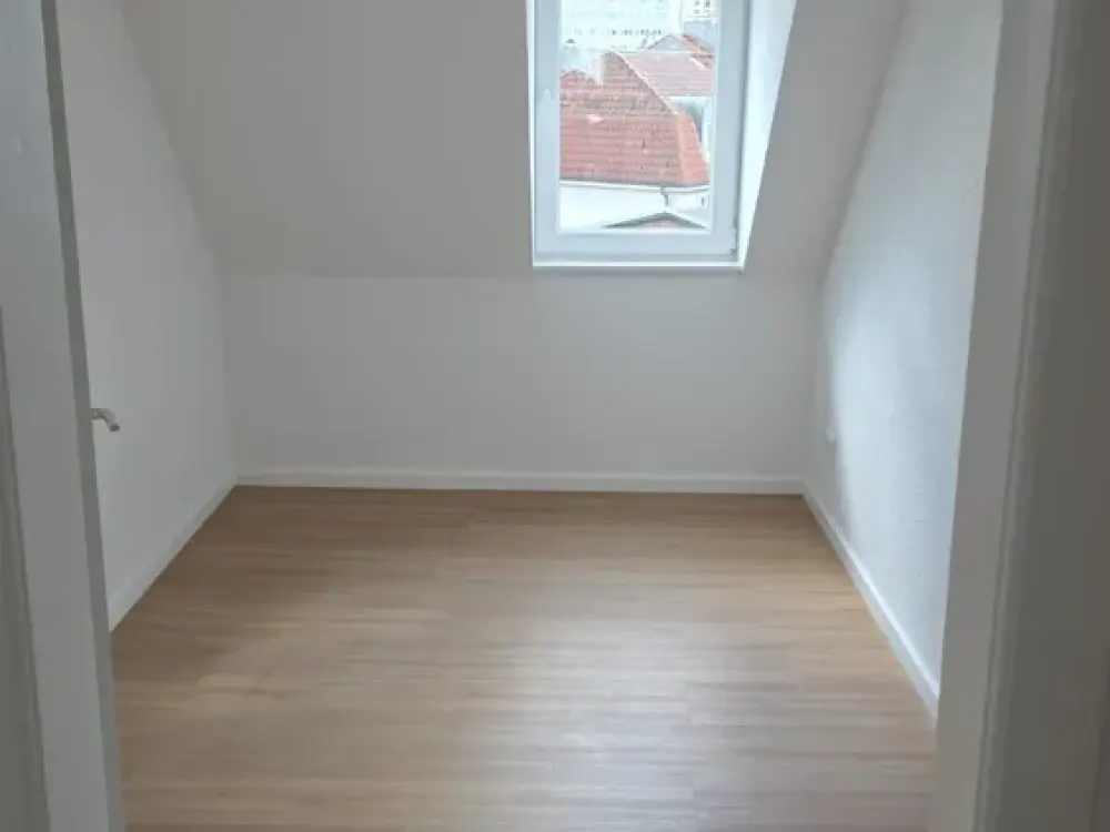 Einzelzimmer in einer gepflegten WG-Etage, ca. 33m²