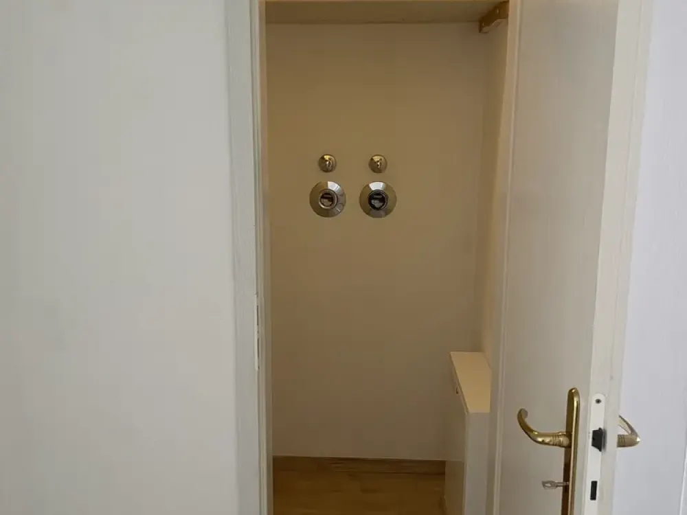 Helle 2-Zimmer-Wohnung zu vermieten (ab 1. Oktober)