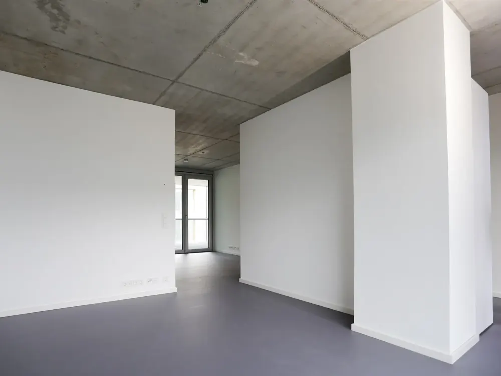 Available Immediately - Great Layout with Huge Loggia in Modern Residential Complex in Berlin-Mitte