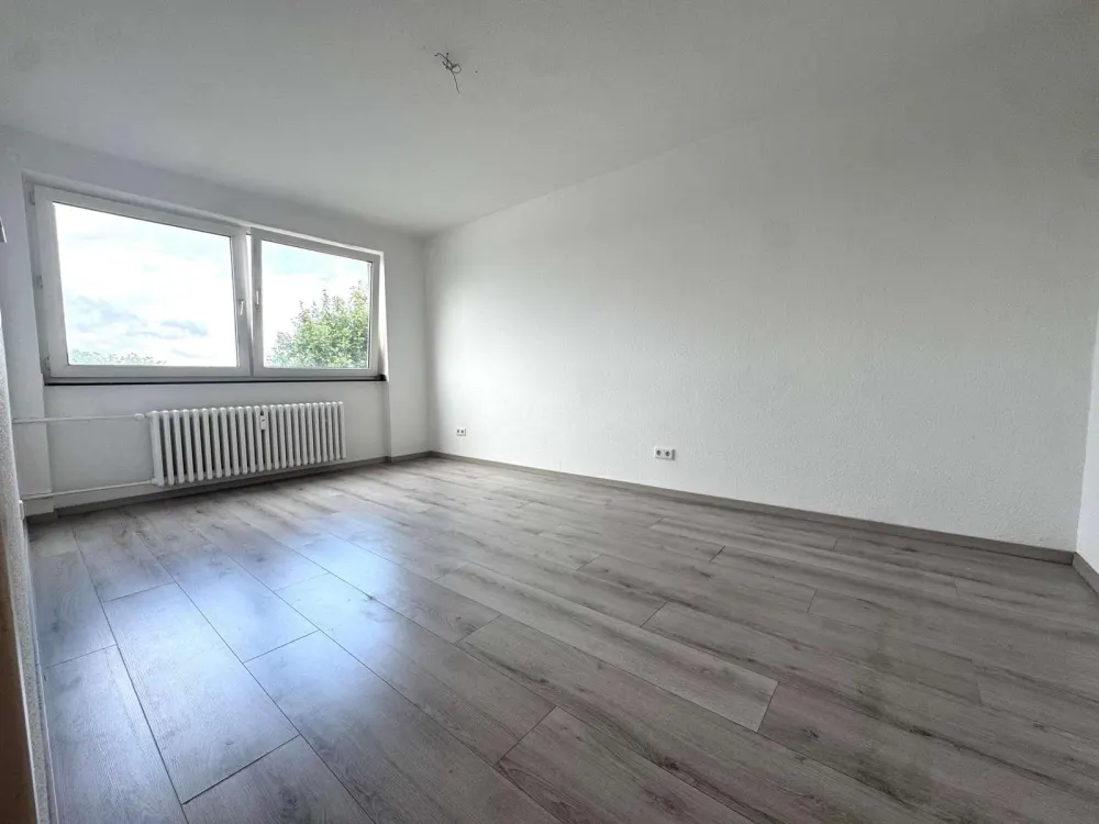 Über den Dächern von Bochum: lichtdurchflutete 3,5 Zimmerwohnung mit Balkon
