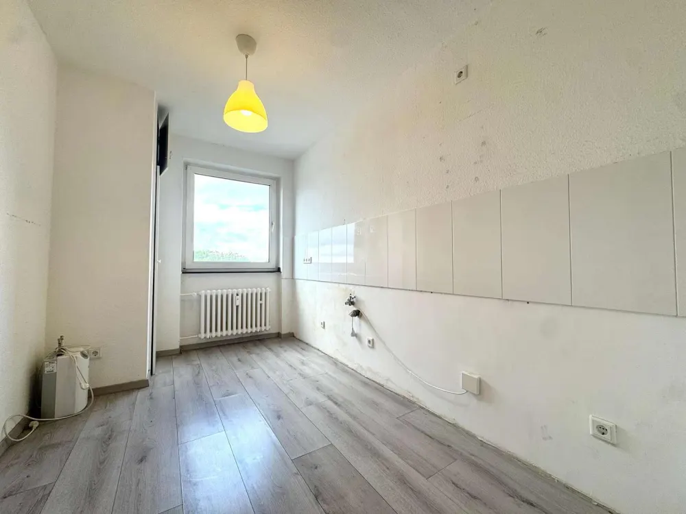 Über den Dächern von Bochum: lichtdurchflutete 3,5 Zimmerwohnung mit Balkon