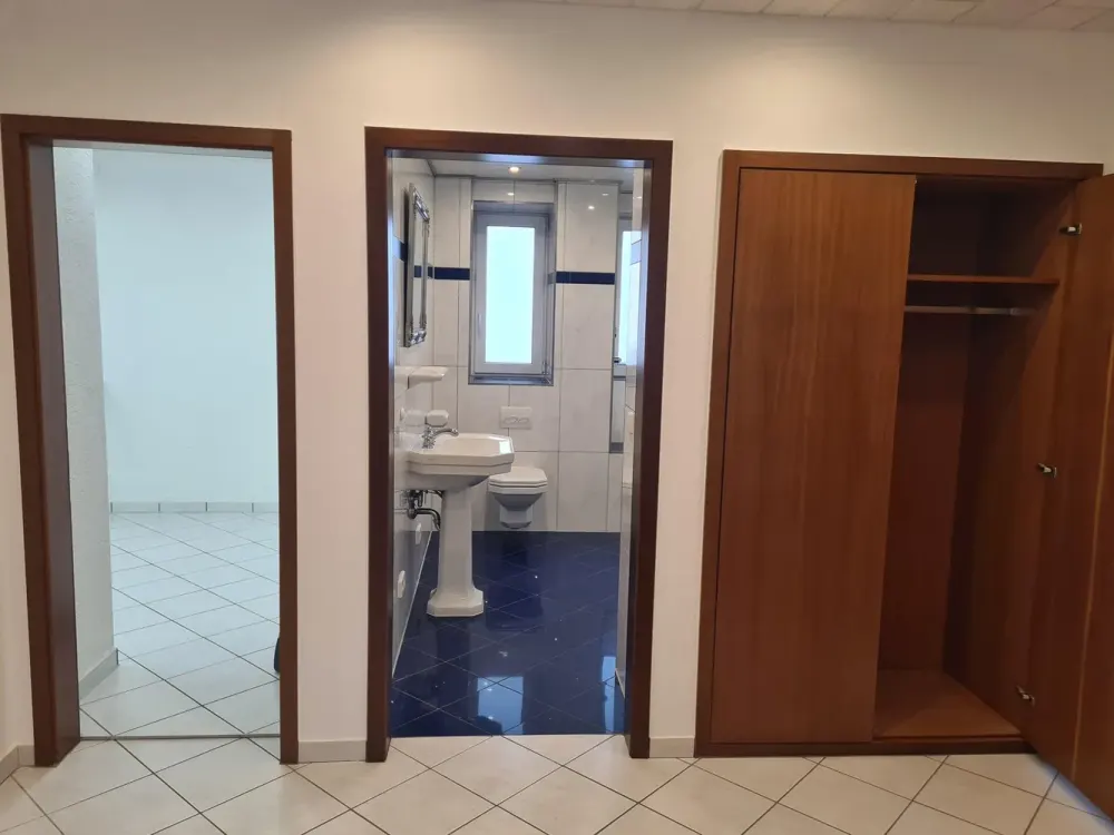 Schöne helle 4 Zimmerwohnung