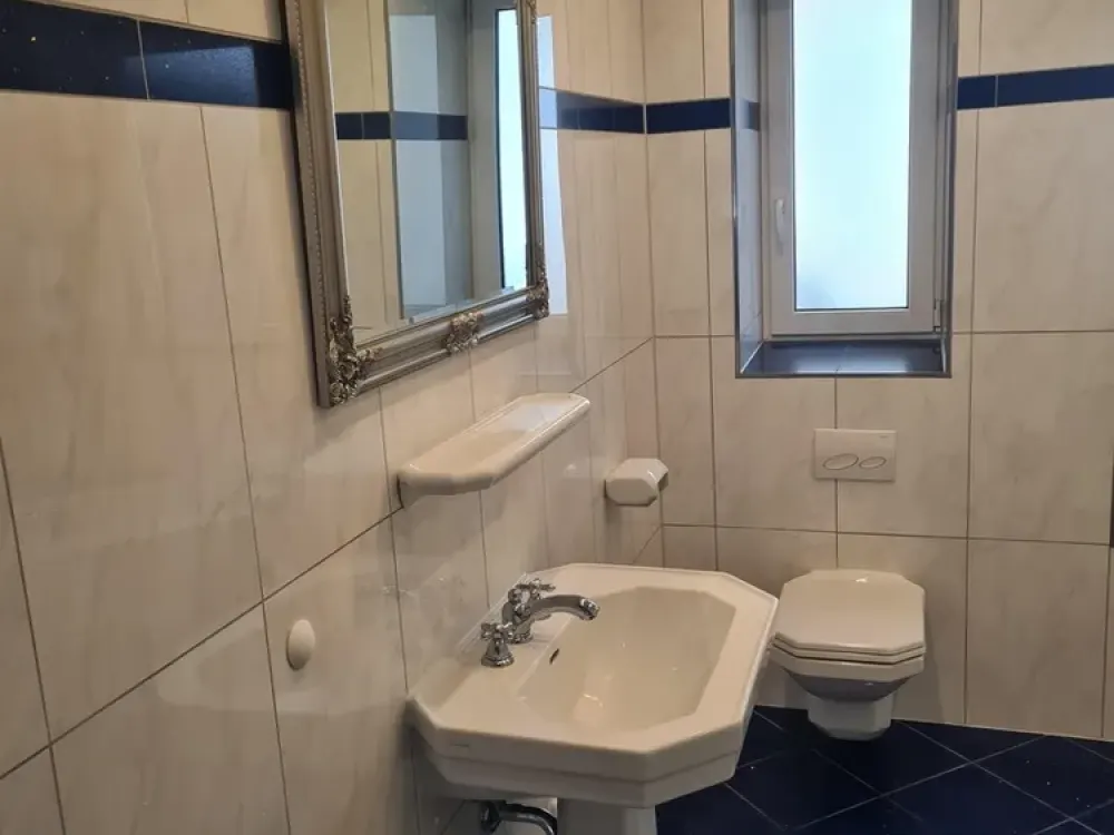 Schöne helle 4 Zimmerwohnung