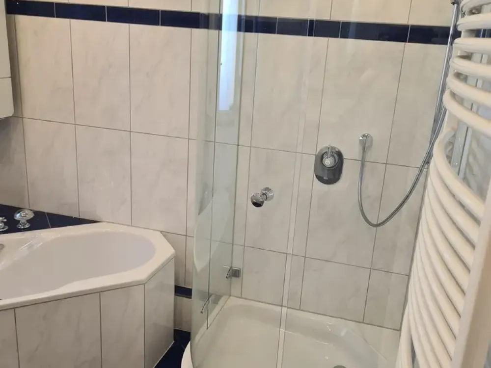 Schöne helle 4 Zimmerwohnung